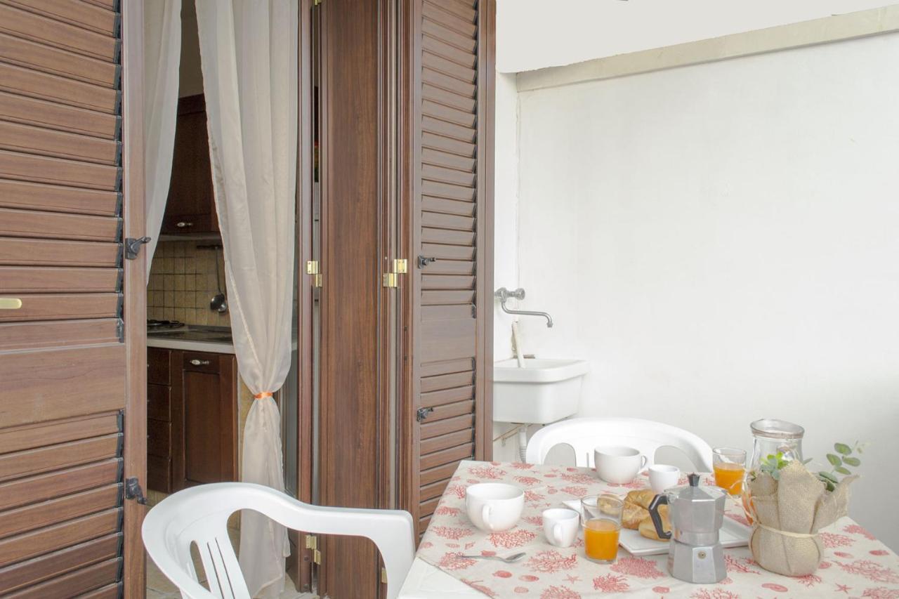 Residence Borgo Latino- Localo Торре-дель-Орсо Екстер'єр фото