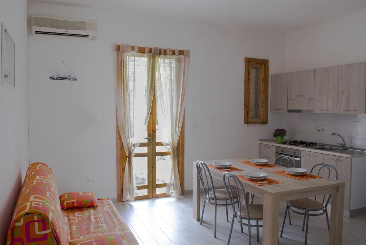 Residence Borgo Latino- Localo Торре-дель-Орсо Екстер'єр фото