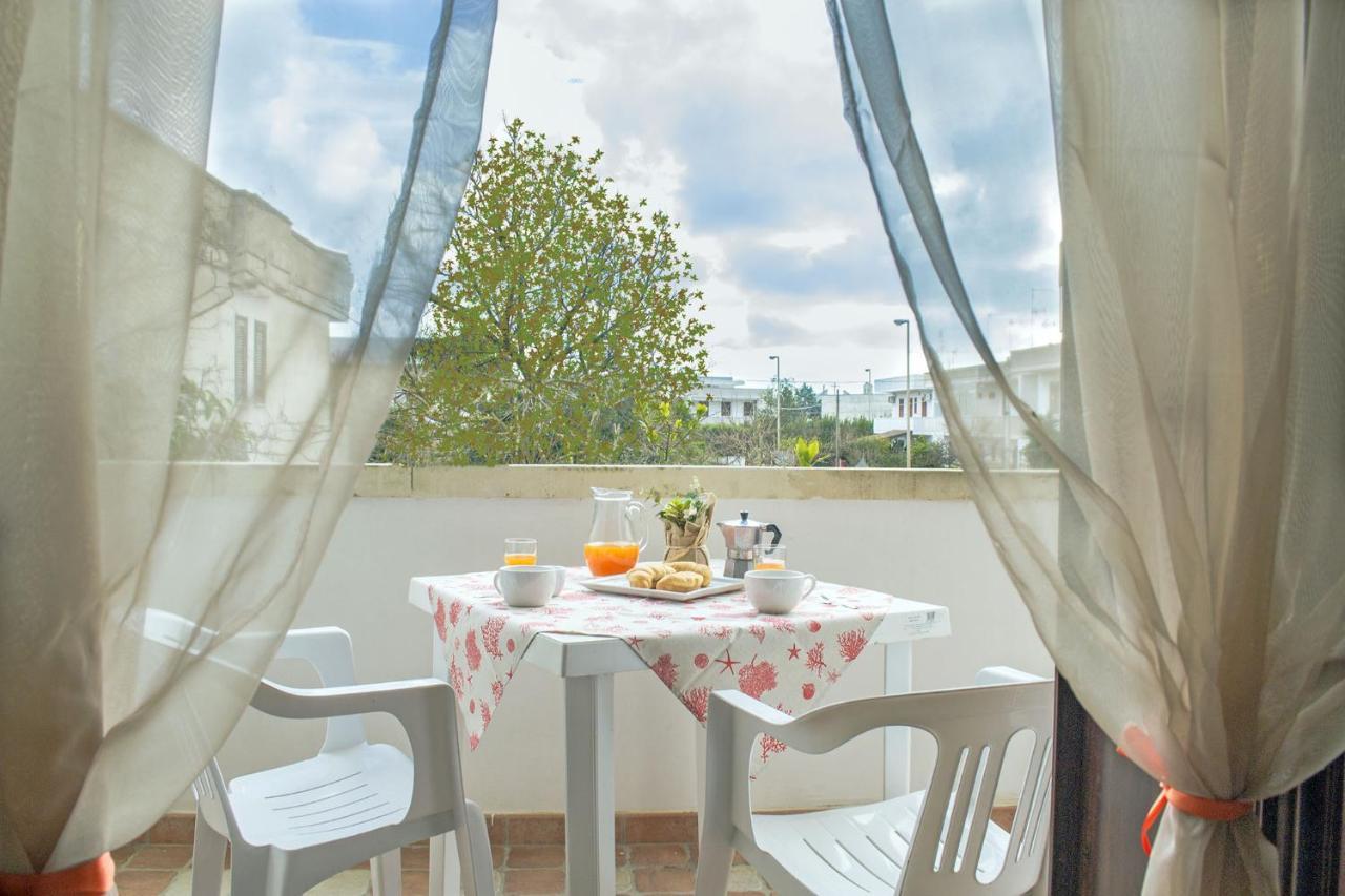 Residence Borgo Latino- Localo Торре-дель-Орсо Екстер'єр фото