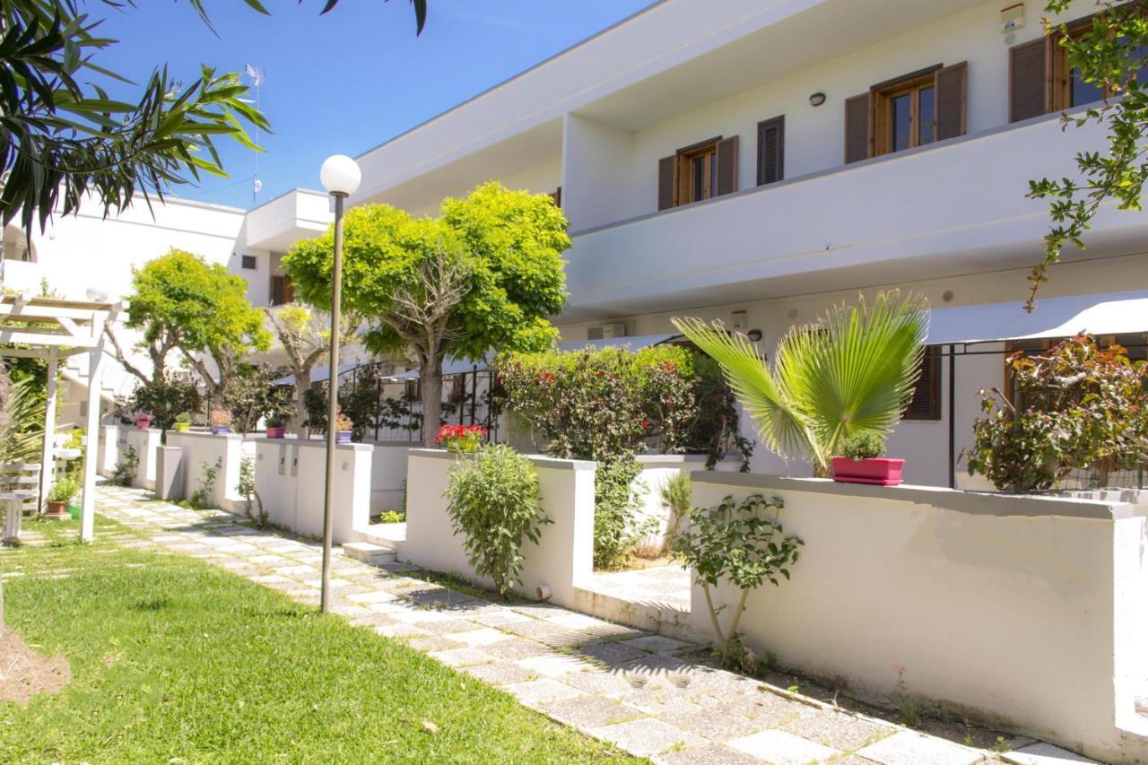 Residence Borgo Latino- Localo Торре-дель-Орсо Екстер'єр фото