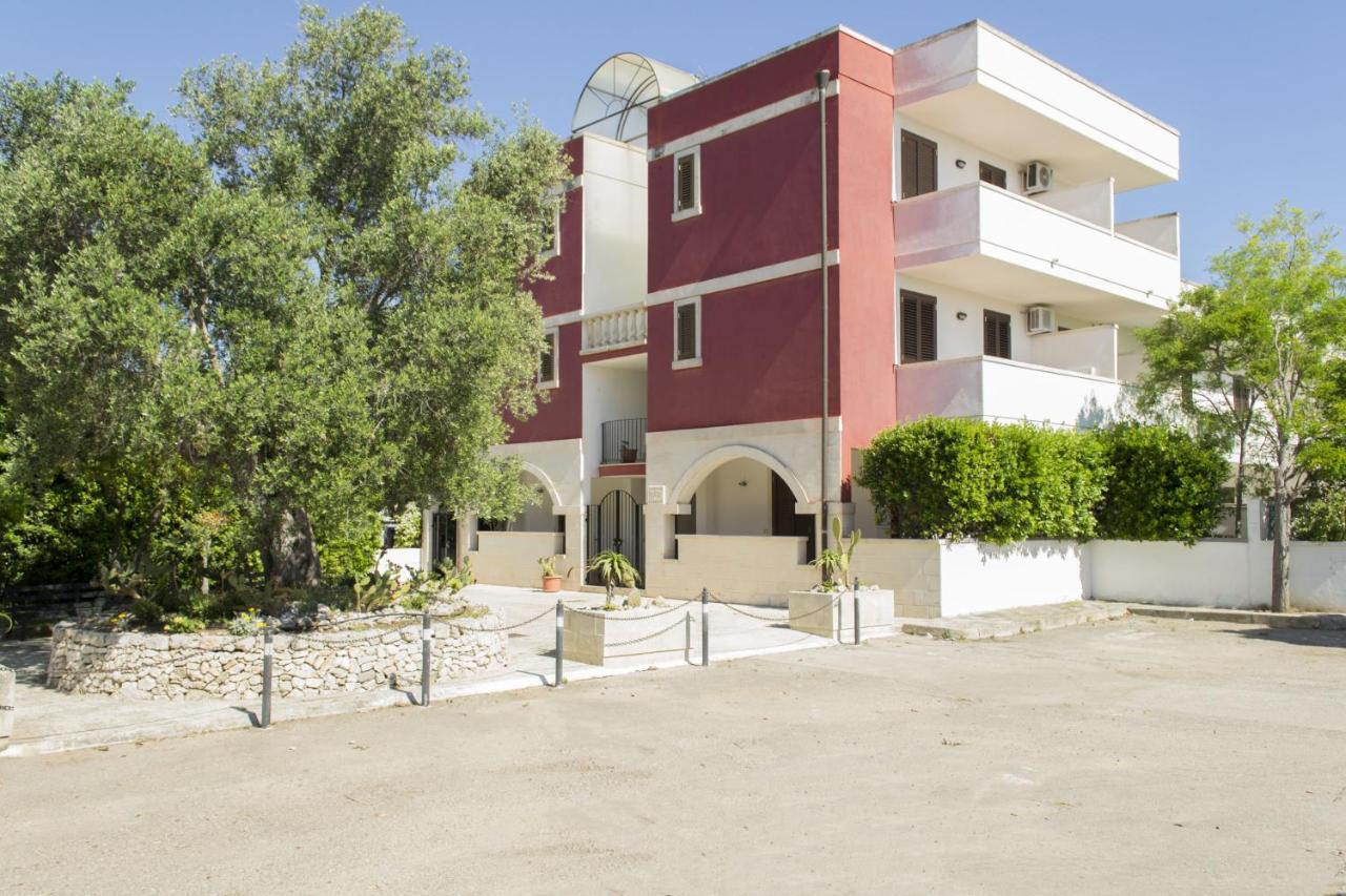 Residence Borgo Latino- Localo Торре-дель-Орсо Екстер'єр фото