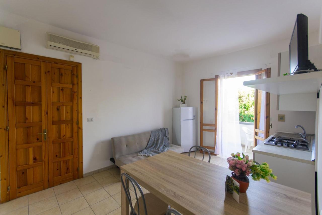 Residence Borgo Latino- Localo Торре-дель-Орсо Екстер'єр фото